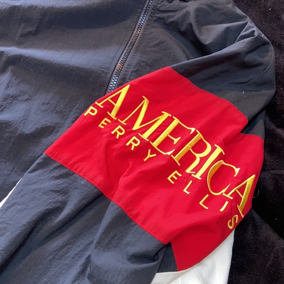 Perry Ellis Men’s Windbreaker - Picture 3 of 7